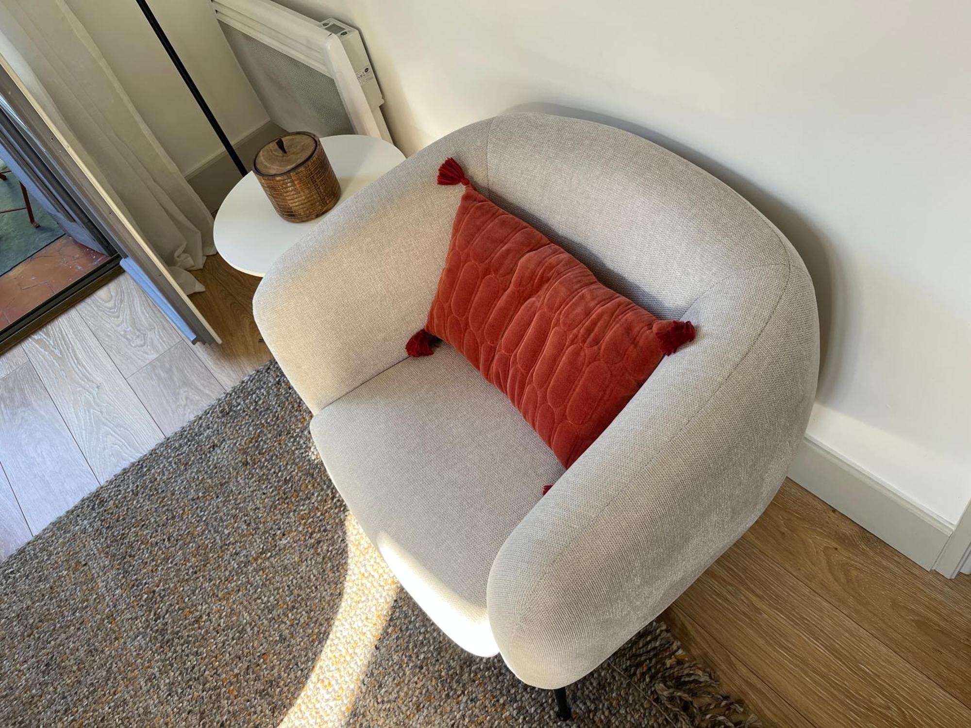 Nimes , Appartement Renove Dans Immeuble Classe. Eksteriør billede